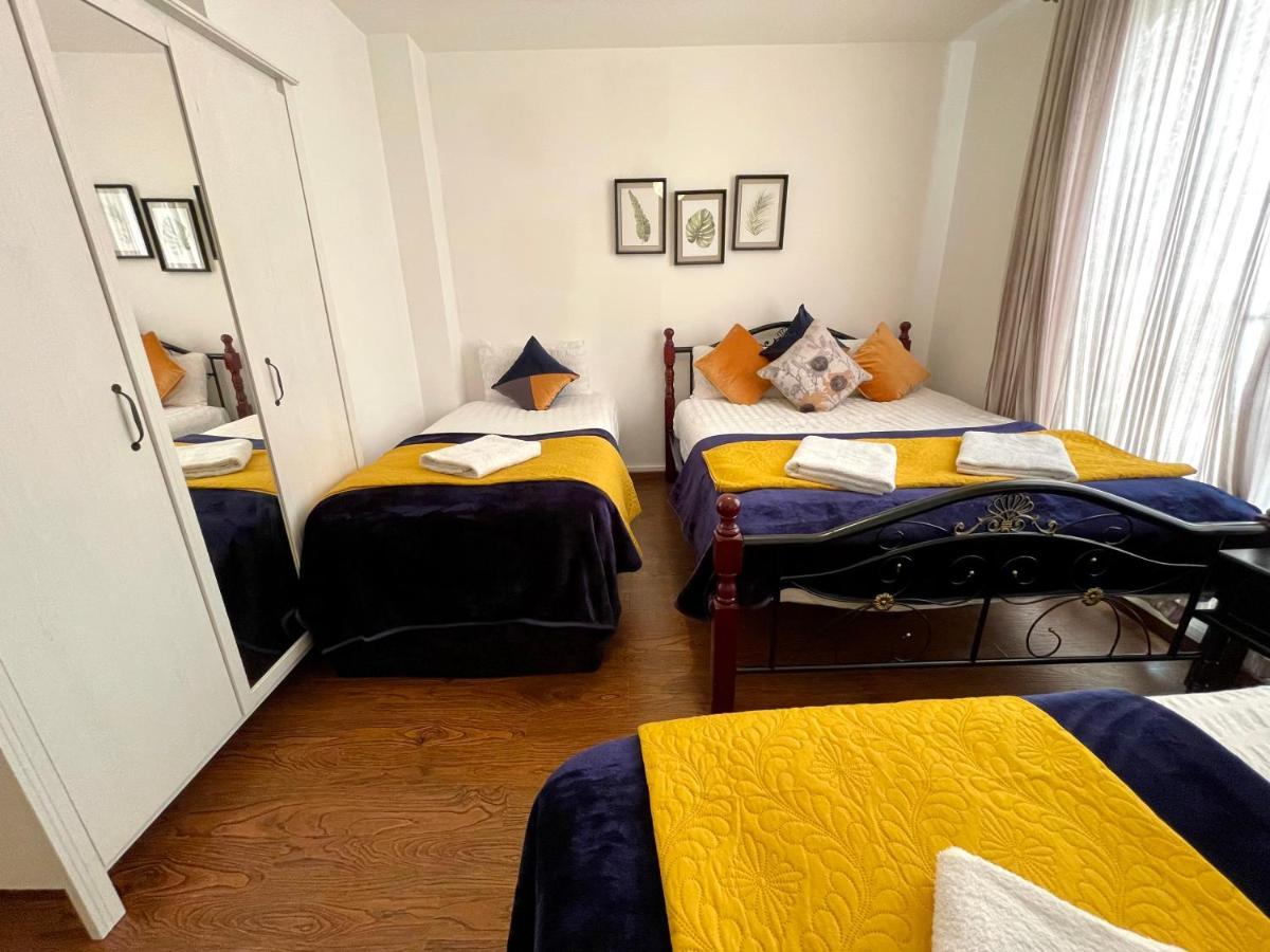 London Stratford Luxury House, 5 Minutes Walk Station, Westfield, 3 Bedrooms 3 Bathrooms, Reception, Garden, Parking Eksteriør bilde